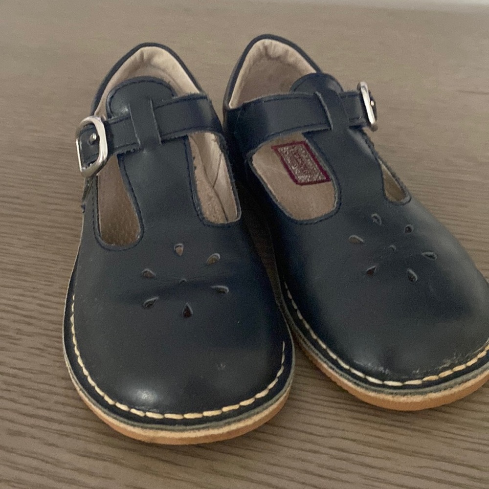 L’Amour size 12 t strap Mary Jane shoes. Navy. Used condition